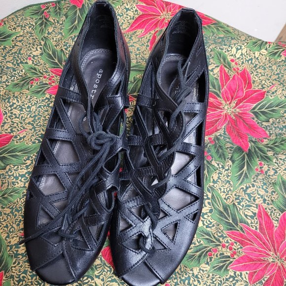 Ladies Apostrophe low heel shoe, size 10 - Picture 1 of 4